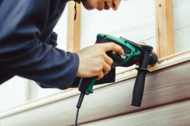 Best Siding Painting and Refinishing  in Uniontown, AL